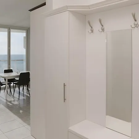 Daire Beachfront Luxury Residences- 12 S